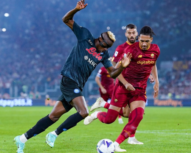 那不勒斯主场憾负博洛尼亚,奥斯梅恩错失单刀良机  那不勒斯主场憾负博洛尼亚,奥斯梅恩错失单刀良机